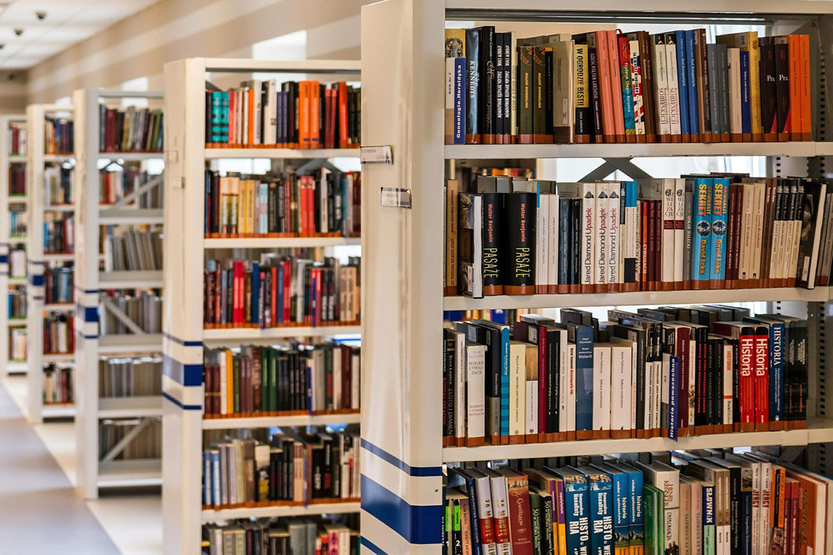 CRESCERE CON LE STORIE - BIBLIOTECA CIVICA DI CAMERI